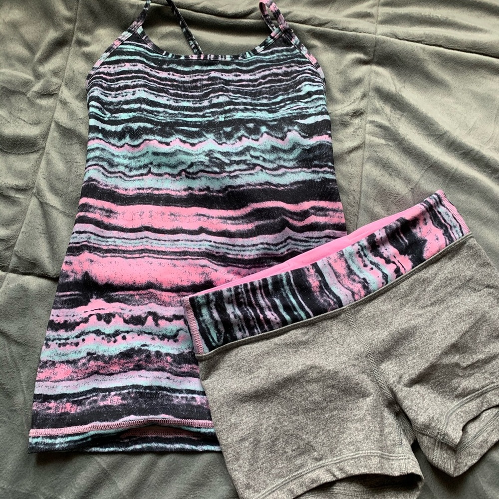 Ivivva stripped tank top and spank shorts set